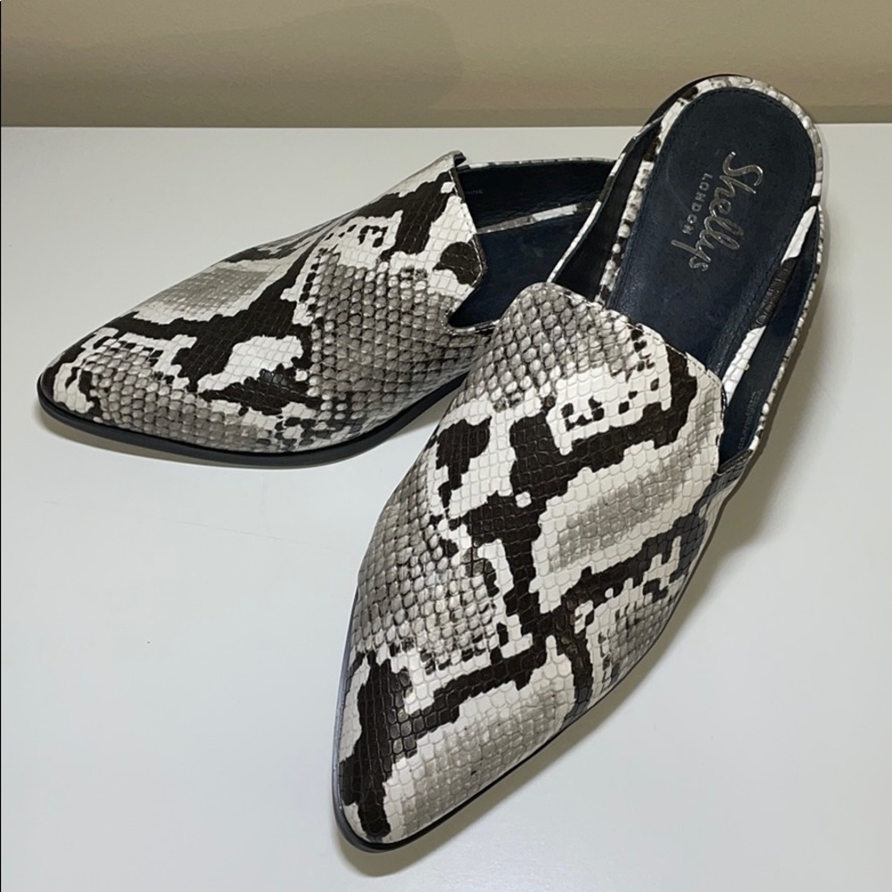 Shellys London Mules